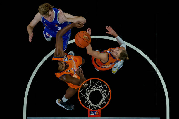 分评论员认 分评论员认